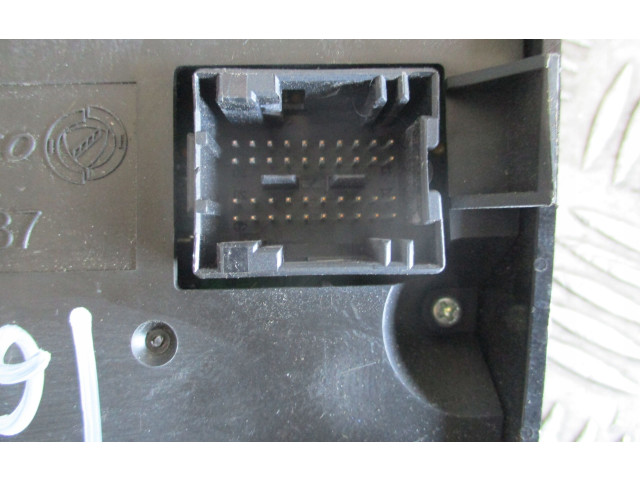 Блок управления климат-контролем 735419793 Fiat Grande Punto