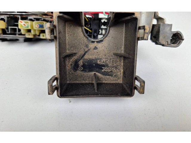   Pojistková skříňka 1567002480   Suzuki Liana 2007