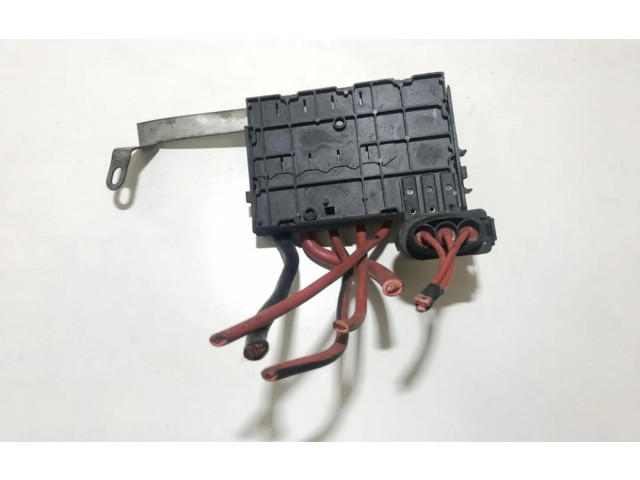 Блок предохранителей Volkswagen Golf IV