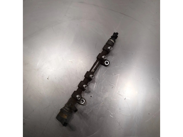 Vstřikovací lišta 0445214177, 2381033030 Toyota Corolla E140 E150 pro naftový motor 1.4 1ndtv