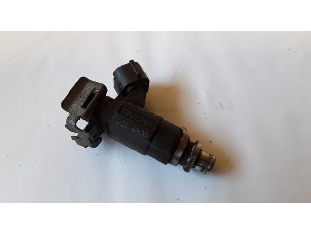 Vstřikovač FBJC101, 0014908   Infiniti FX  pro benzínový motor 4.5  