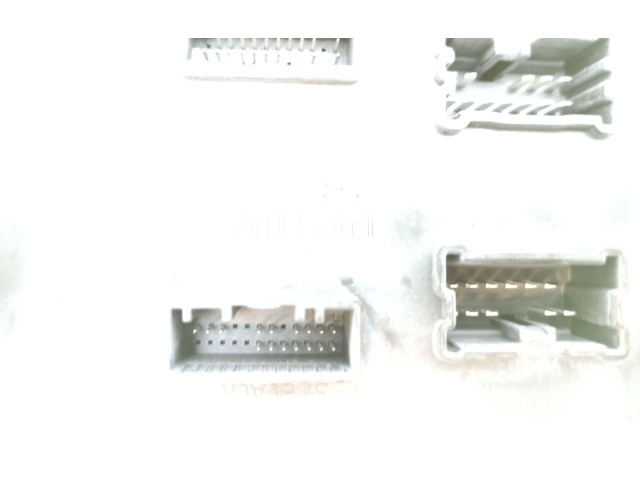 Блок комфорта 231A02188R   Renault Trafic III (X82)   