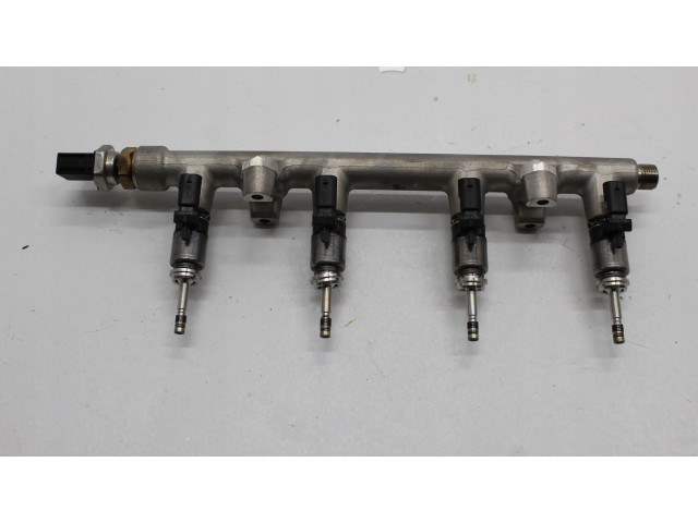 Топливная рампа 04E906036G Volkswagen Golf Sportsvan