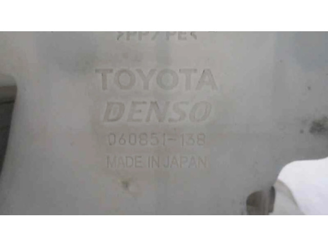 Бачок оконной жидкости