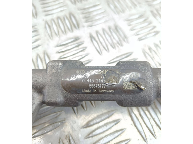 Vstřikovací lišta 55576177, 55573364 Opel Zafira C A 20 DTH