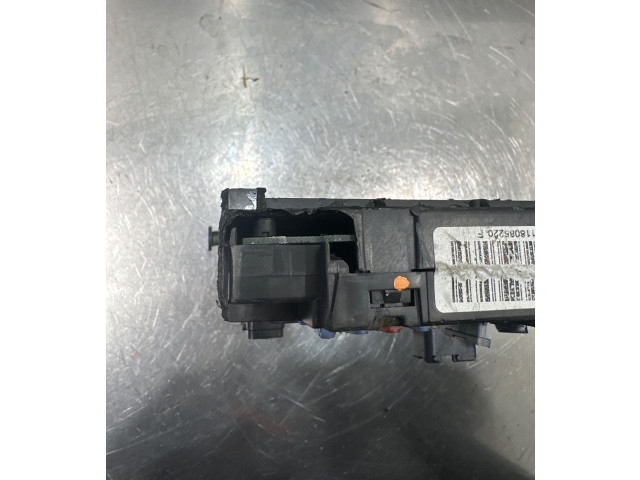   Pojistková skříňka S118085220F   Citroen Berlingo 2001