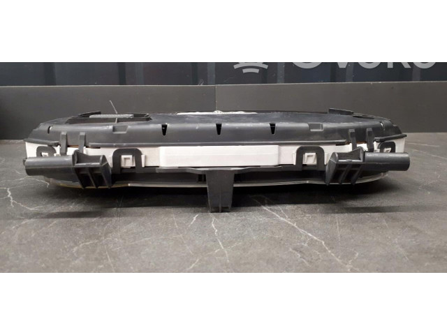 Přístrojová deska  Renault Clio III 2008 8200305020  