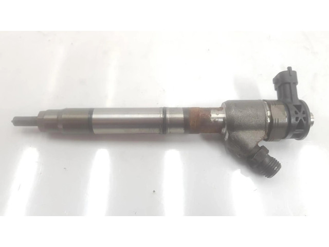 Vstřikovač 338002A900, 1151CB Hyundai i30 pro naftový motor 1.6