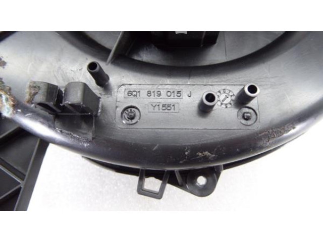 Вентилятор печки    6Q1819015J   Skoda Fabia Mk2 (5J)