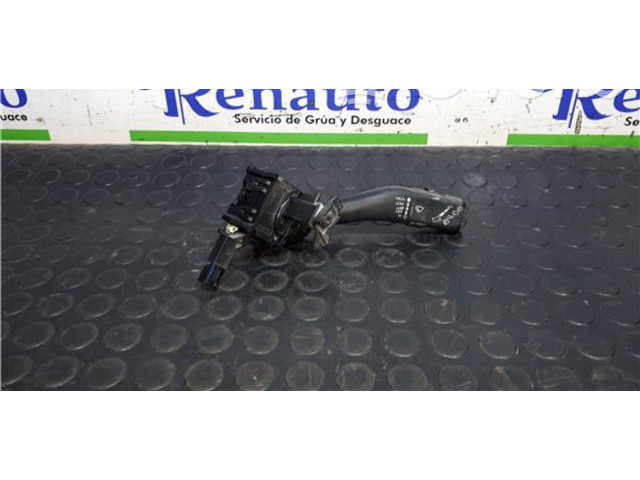 Ручка стеклоочистителей 1K0953519J, 1K0953519J   Volkswagen Touran I