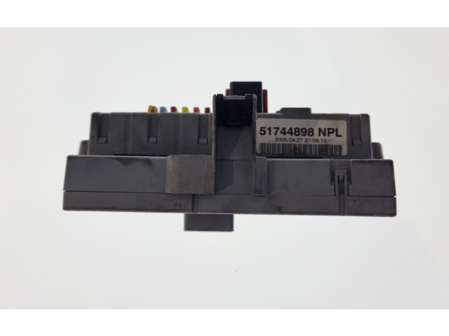 Блок предохранителей 51744898, PA6GB20GF10   Fiat Doblo    