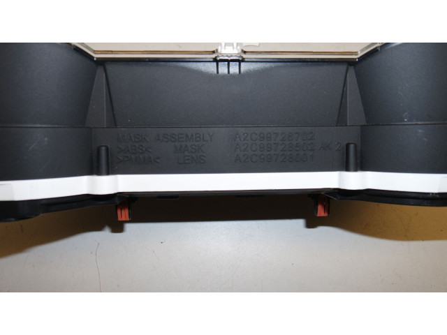 Přístrojová deska Toyota Camry VIII XV70 2019 A2C99728702