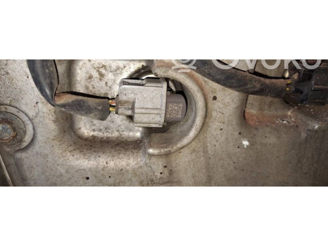 Форсунка     Subaru Outback   