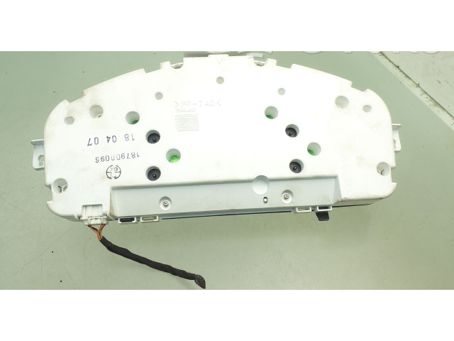 Přístrojová deska Volvo C30 2008 30765310, 69199420T