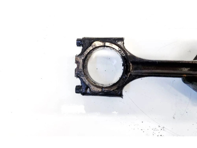 Поршень с шатуном Volvo V70