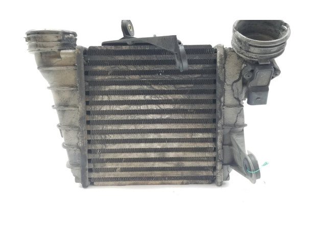 Интеркулер  6Q0145804E   Seat Ibiza III (6L) 