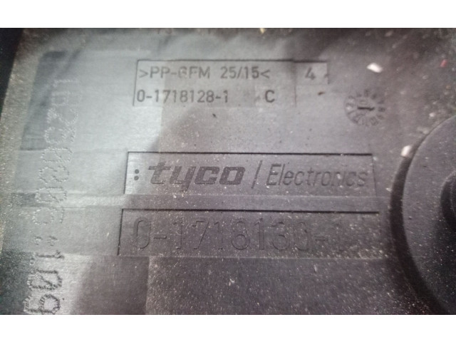 Модуль управления BSM 017181301, 017181301 Volkswagen Golf SportWagen