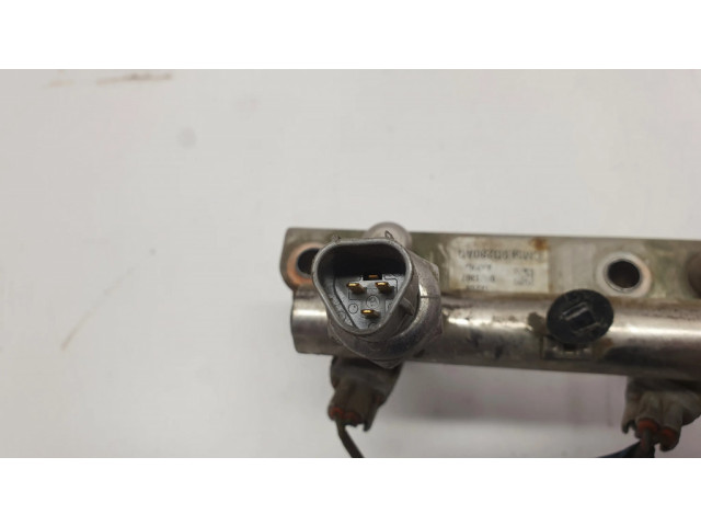 Комплект форсунок CM5EBB0021, CM5E9H487AJ    Ford Focus для бензинового двигателя  2