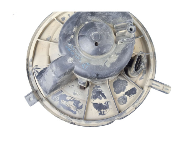 Вентилятор печки 1K1819015E Volkswagen Caddy