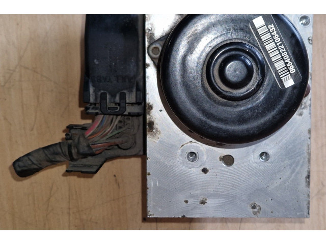 Блок АБС 8671224   Volvo  V70  2000 - 2004 года