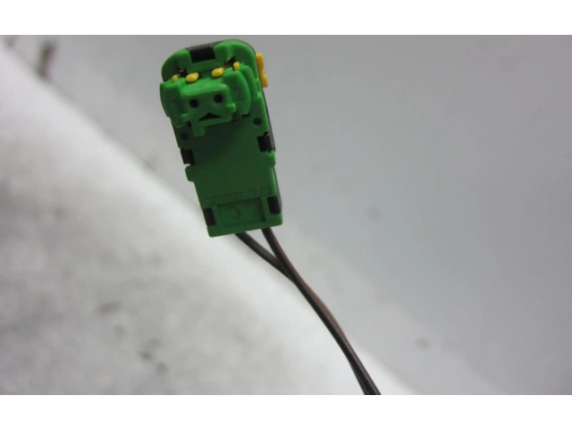 Подрулевой шлейф SRS 8200906807   Renault Clio III