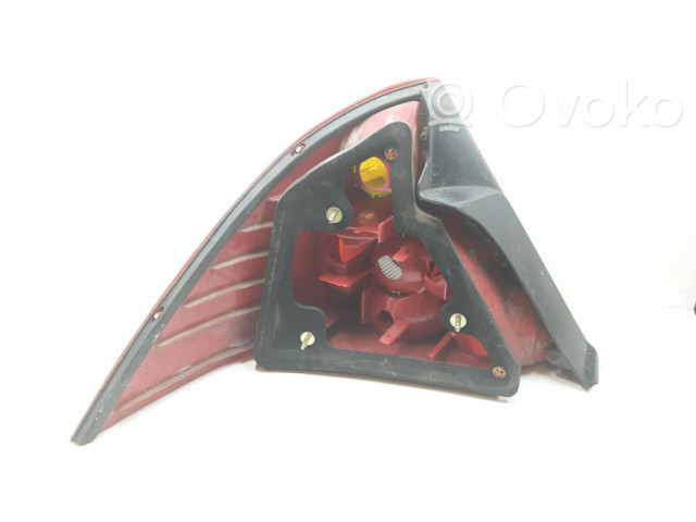 Světlo zadní pravé 1S7113404A, 4000   Ford Mondeo Mk III 2002