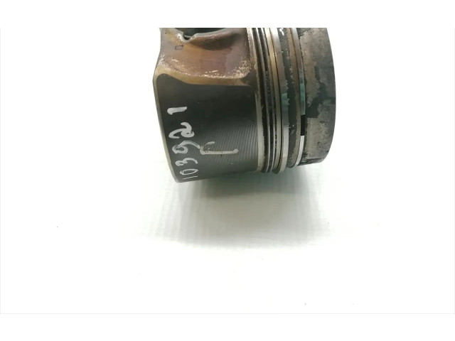 Píst Volkswagen Caddy