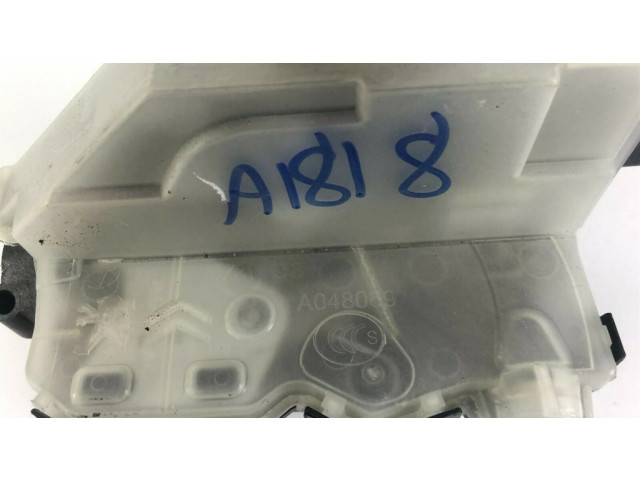 Zámek zadních dveří A048069, A1818 Peugeot 301 2012