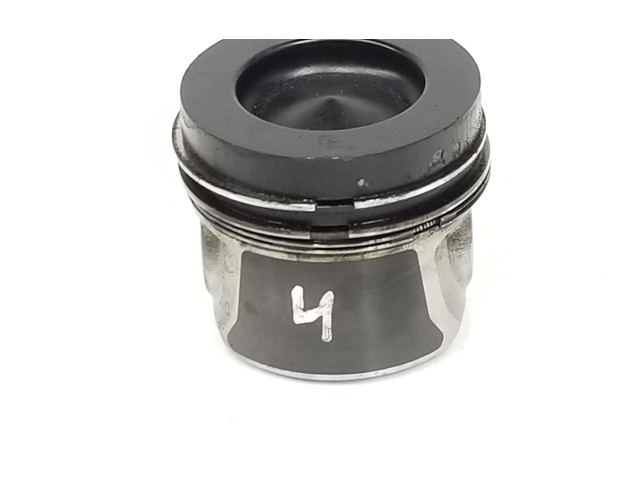 Поршень с шатуном 03L107065J, 03L107065J Volkswagen Caddy