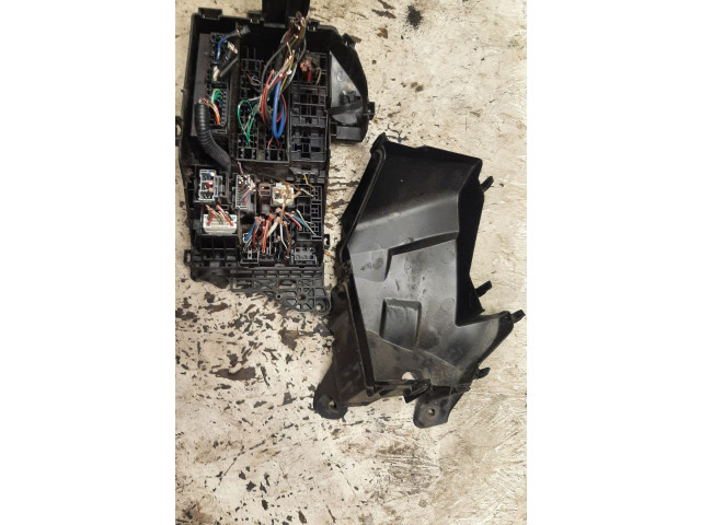 Блок предохранителей 8921153020, 7510 Lexus IS 220D-250-350