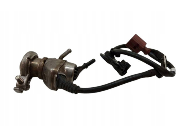 Форсунка 05L131113Q Skoda Karoq