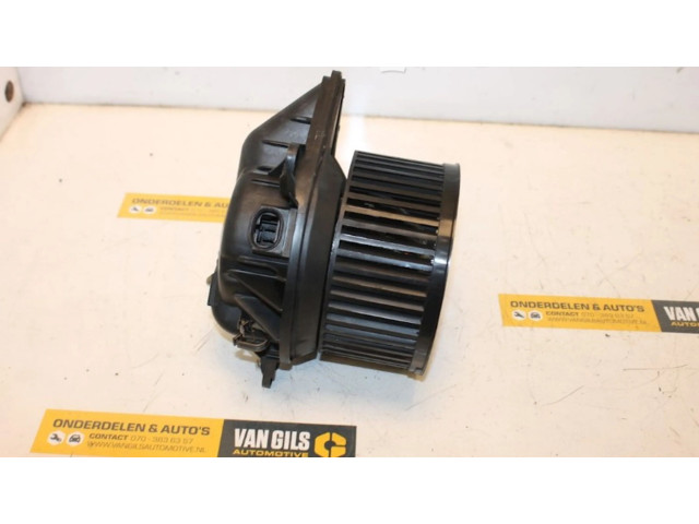 Вентилятор печки Peugeot 406