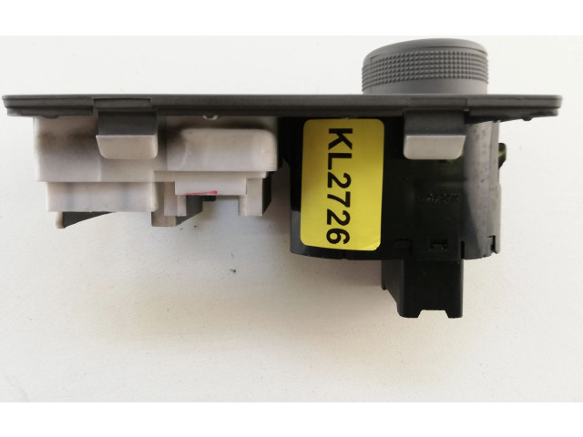 Включатель блокировки дифференциалов 612W16240, KL2726   KIA Sorento   