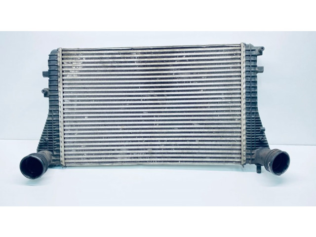 Интеркулер 1K0145803S Volkswagen PASSAT B6 2.0