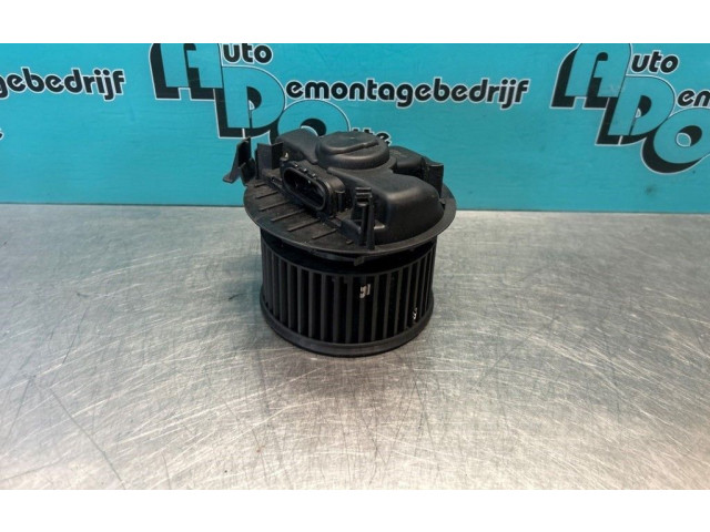 Вентилятор печки       Renault Twingo II