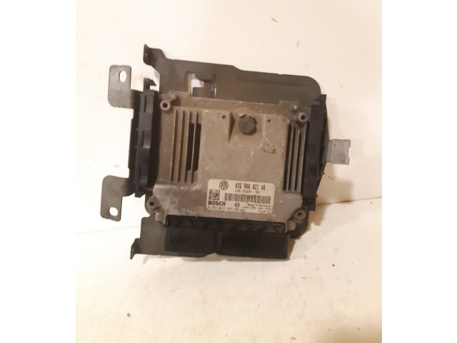 Řídící jednotka 03G906021AR Volkswagen Caddy 2005