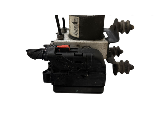 Блок АБС 2K0614117B, 2K0907379B Volkswagen Caddy 2004 - 2010 года