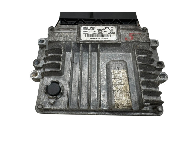 Řídící jednotka 391302A304 KIA Venga 2015