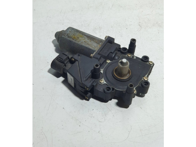 Передний двигатель механизма для подъема окон Audi A4 S4 B5 8D 1999 - 2000 года