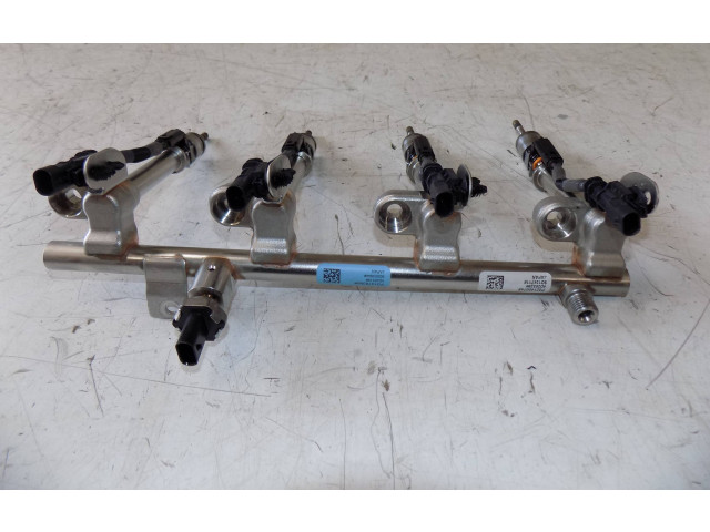 Vstřikovací lišta 31478396, 32140074 Volvo V60 B420T3