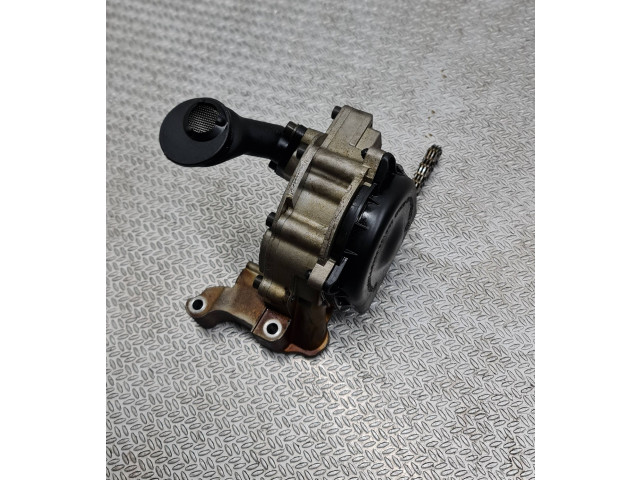 Масляный насос 113670201 Audi A3 S3 8P