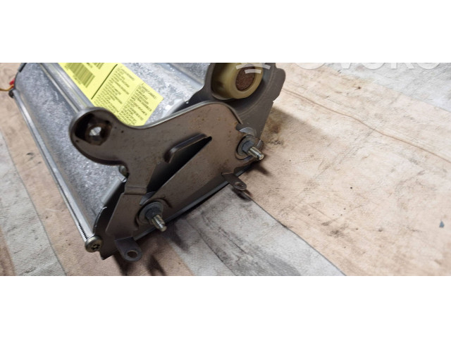 Подушка безопасности пассажира 7030A014 Mitsubishi Colt