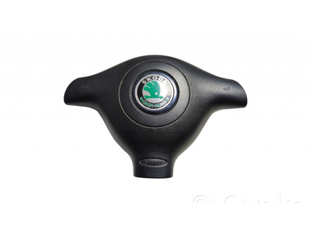 Подушка безопасности водителя 1U0880201H   Skoda Octavia Mk1 (1U)