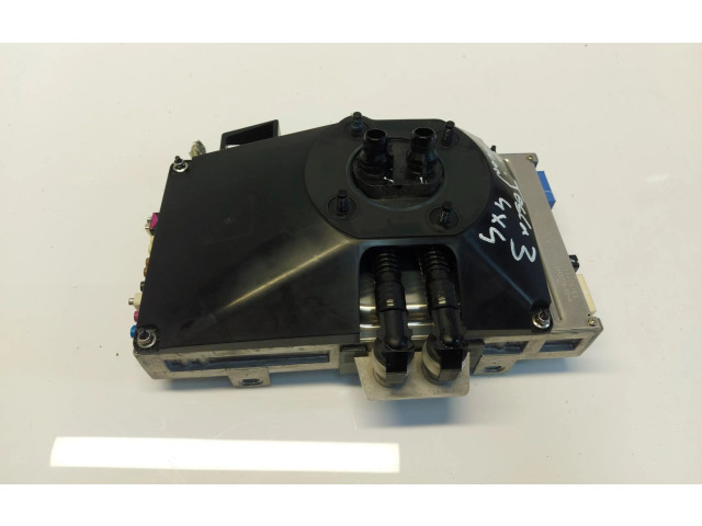 Řídící jednotka 1566786-05-e   Tesla Model 3 2021