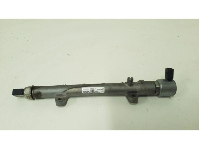 Vstřikovací lišta A6510700495 Mercedes-Benz E C207 W207 pro naftový motor 2.1 OM 651.911