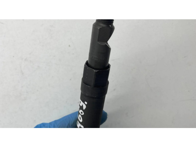 Vstřikovač 0432133800 Ford Mondeo Mk III pro naftový motor 2.0