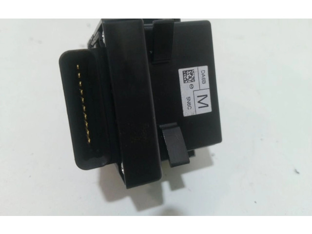 Ручка стеклоочистителей DA6B Mazda CX-3