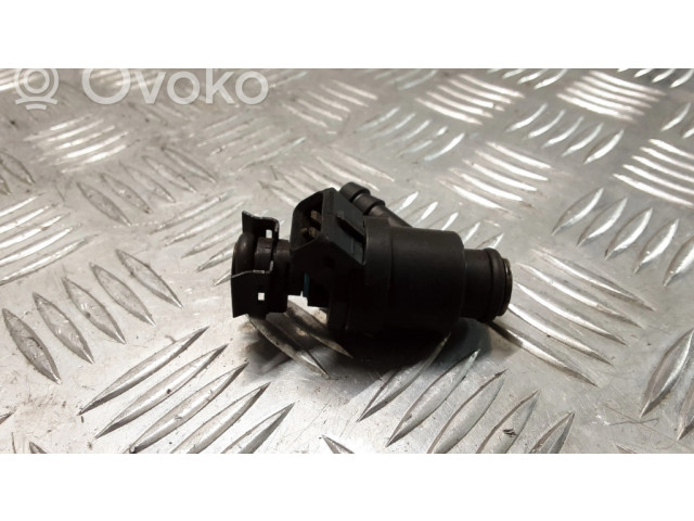 Vstřikovač 1247931, D3768FA   BMW 3 E46  pro benzínový motor 1.8  