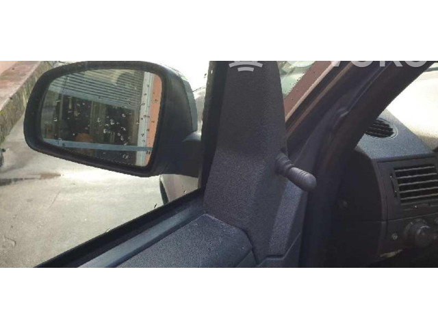 Зеркало электрическое        Opel Meriva A  2003 - 2010 года   