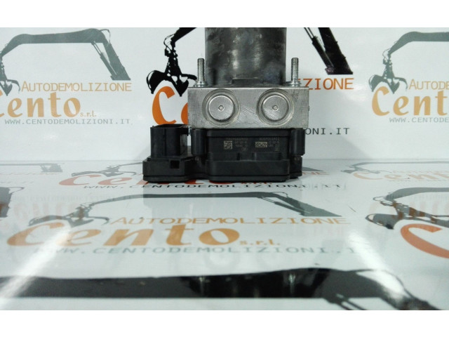 Блок АБС 0265256116, 0265256116 Skoda Fabia Mk3 (NJ) 2015 - 2021 года